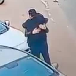 Video | Automobilisten in Brazilië ruziën niet maar omhelzen elkaar na botsing