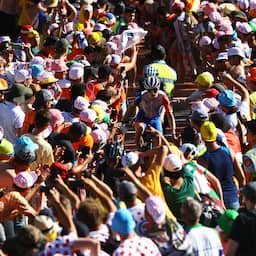 Acht Nederlanders over Alpe d'Huez: 'Bier aannemen? Dat zal niet ijskoud zijn'