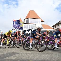 Live Tour | Renners onderweg, Evenepoel verbaasd over dopingcontrole in nacht