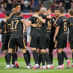 Video | Klaassen schiet raak voor Ajax na knap voorwerk van Dolberg