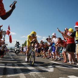 Pogacar wéér verslagen door Evenepoel: 'Remco is de beste tijdrijder ooit'