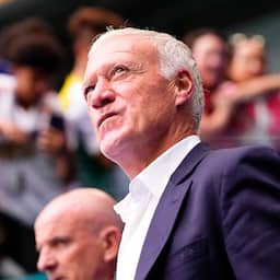 Deschamps emotioneel na afscheid bij Frankrijk: 'Moest wel drie keer huilen'