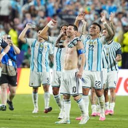 Argentinië opgelucht na zwaar WK-duel: 'We hadden geluk met de rode kaart'