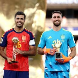 Rodri troeft Messi af als beste speler WK, ook Oranje krijgt FIFA-prijs