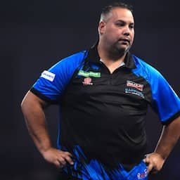 Darter Wattimena verliest ondanks comeback eerste finale op tv-toernooi