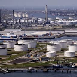 Sluiting Straat van Hormuz stuwt meer olie door Rotterdamse haven
