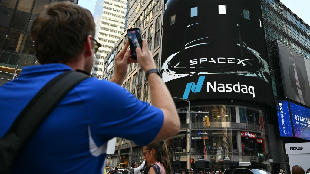 SpaceX schiet lijst van honderd belangrijkste techaandelen in