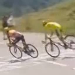 Video | Geletruidrager Traeen botst met ploeggenoot en valt in afdaling Tour