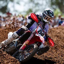 Jeffrey Herlings nadert WK-leider in MXGP na winst in GP van Groot-Brittannië