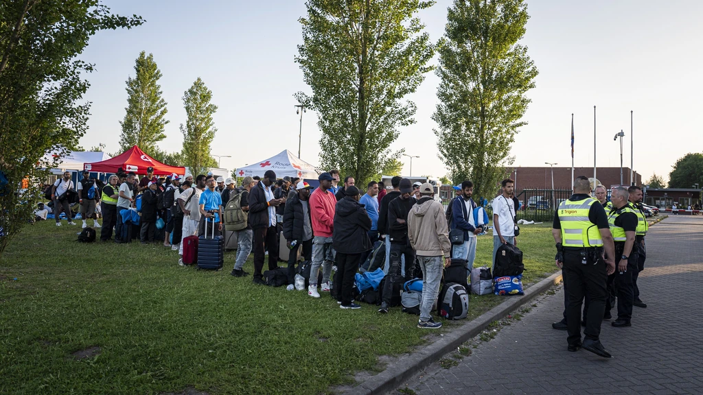 Migratiesaldo gedaald tot onder de 100.000, het laagste punt sinds 2020