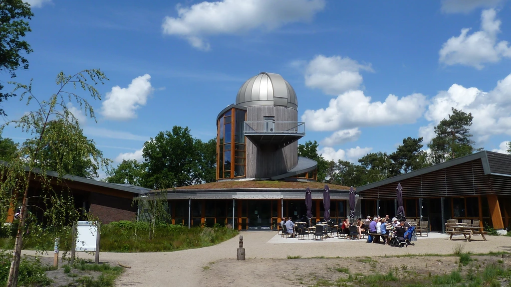 Staatsbosbeheer wil alle bezoekerscentra sluiten: 'Prioriteit bij natuurbeheer'