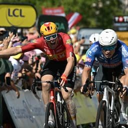 Waerenskjold blijft Kooij nipt voor en wint snelste etappe ooit in Tour de France