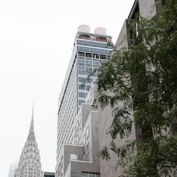 Flat in Manhattan dreigt in te storten: gebouwen ontruimd en straten afgesloten
