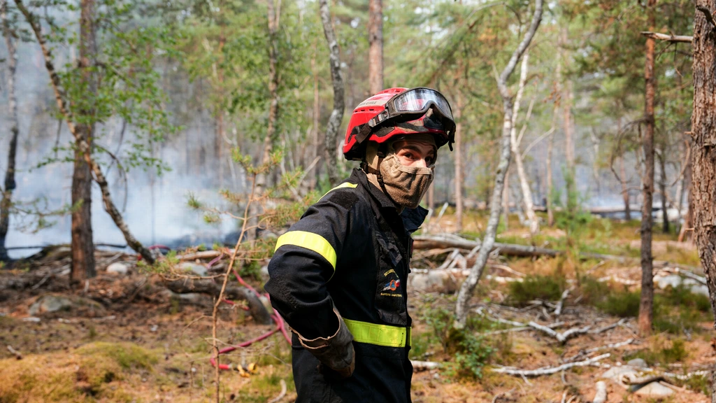 Twee 18-jarigen aangeklaagd voor brand Fontainebleau, Route du Soleil nog dicht