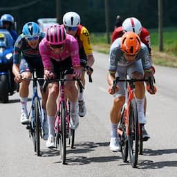 Live Tour | Intense strijd om vlucht van de dag, Van der Poel houdt zich nog koest