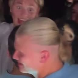 Video | Erling Haaland danst in nachtclub Miami na uitschakeling op WK
