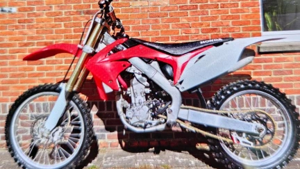 Politie ontvangt tientallen meldingen van oplichting bij verkoop crossmotoren