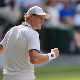 Live Wimbledon | Sinner juicht na bereiken finaleplek, Djokovic druipt af