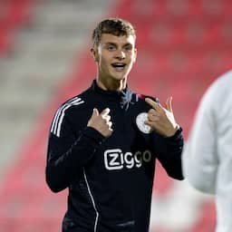 Zoon Zlatan Ibrahimovic vervolgt carrière bij AZ na kort verblijf bij Ajax