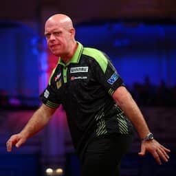 Van Gerwen klaar op World Matchplay na verlies in thriller tegen Van Duijvenbode