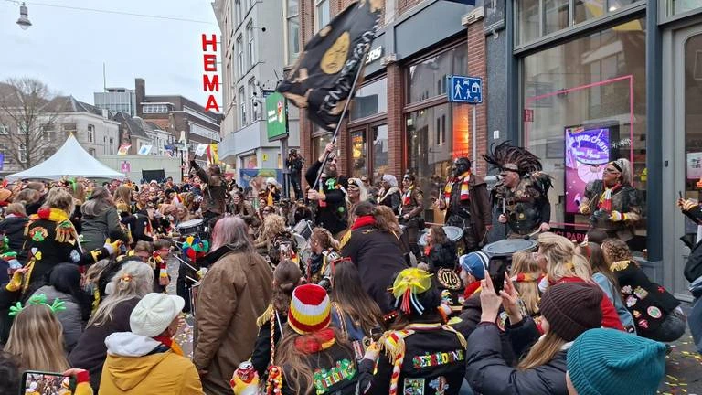 Den Bosch neemt 'verschrikkelijk' besluit en schaft carnavalsdonderdag af