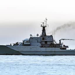 Russisch marineschip houdt schietoefening voor Britse kust
