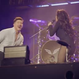 Video | Shania Twain duikt op bij concert van Mumford & Sons in Londen