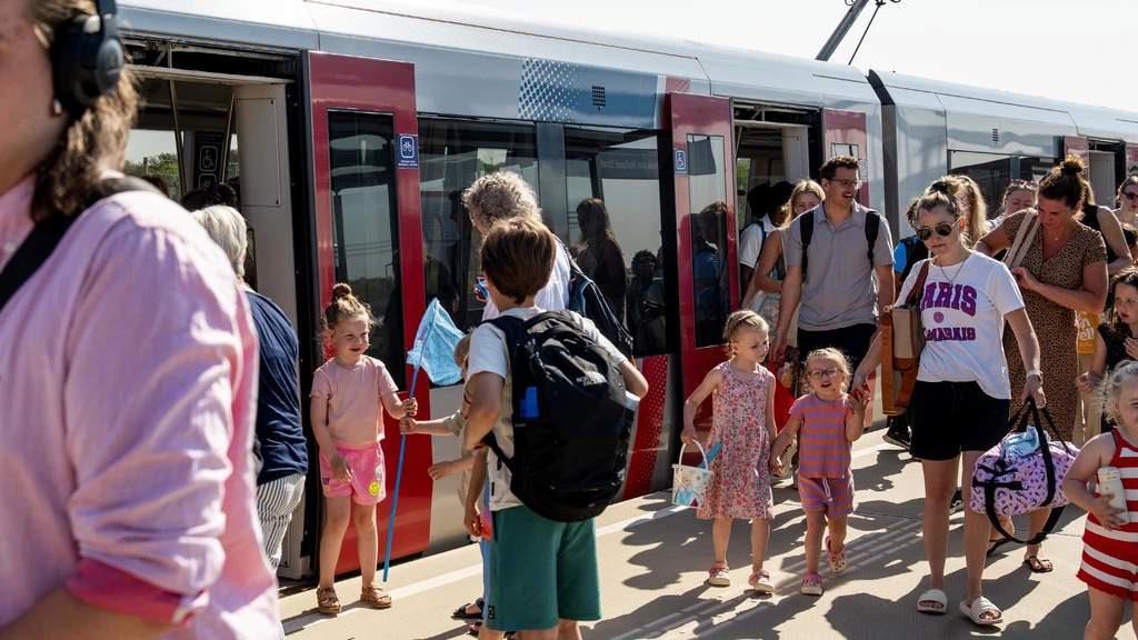 Ov wordt helemaal gratis voor kinderen tot 12 jaar, 65-plussers betalen meer