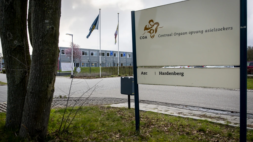 Laatste bewoners van azc Hardenberg weg, opvanglocatie gesloten