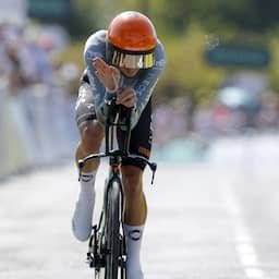 Arensman komt te laat bij start voor Tour-tijdrit: 'Niemand zei dat ik moest gaan'
