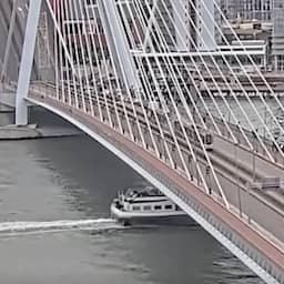 Video | Webcambeelden tonen trambotsing op Erasmusbrug