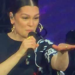 Video | Jessie J vraagt fans niet mee te zingen als ze niet kunnen zingen
