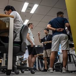 Eerste 'gruwelijk hete dag' in Japan: mannen mogen in korte broek naar werk