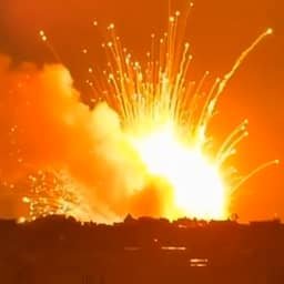 Video | Oekraïner filmt explosie bij Russische aanval op Kyiv
