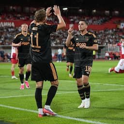 Video | Gloukh vergroot voorsprong Ajax na knappe actie van Godts