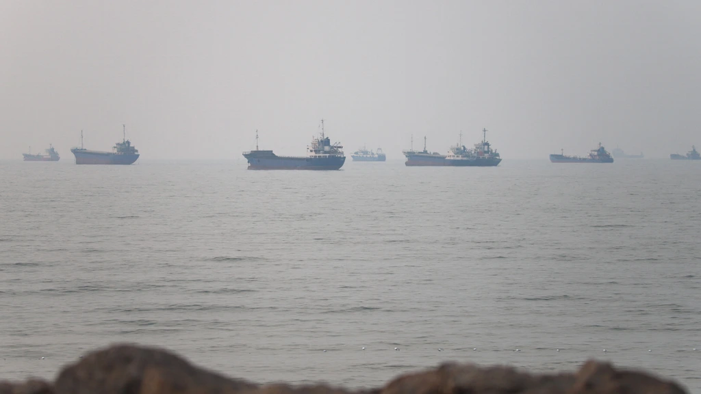 VS vallen tanker aan op weg naar Iraans eiland, Curaçaose registratie betwist