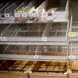 Nederlanders moeten voor acht dagen eten in huis hebben, in plaats van drie